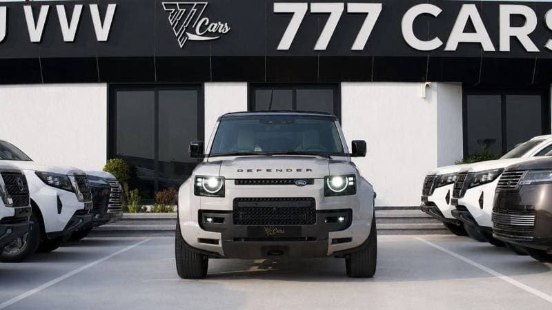 2026 Land Rover Defender 110 OCTA P635 thumbnail 2