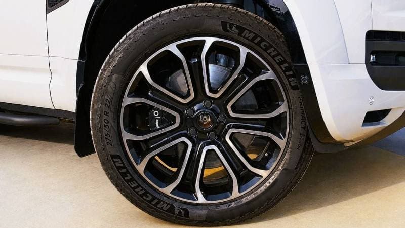 2026 Land Rover Defender 110 OCTA P635 thumbnail 6