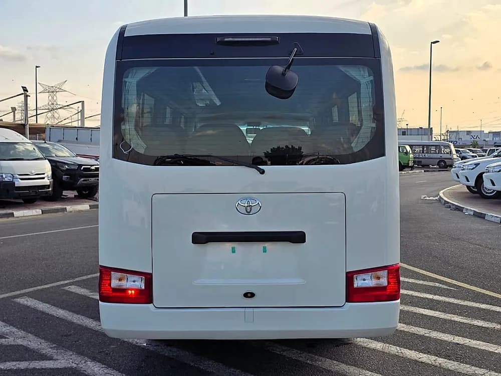 2026 Toyota Coaster thumbnail 3