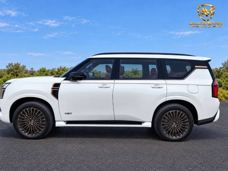 2027 Nissan Patrol LE PLATINUM thumbnail 3