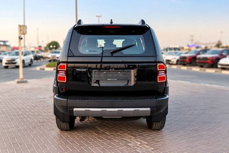 2027 Toyota Prado VXR thumbnail 4