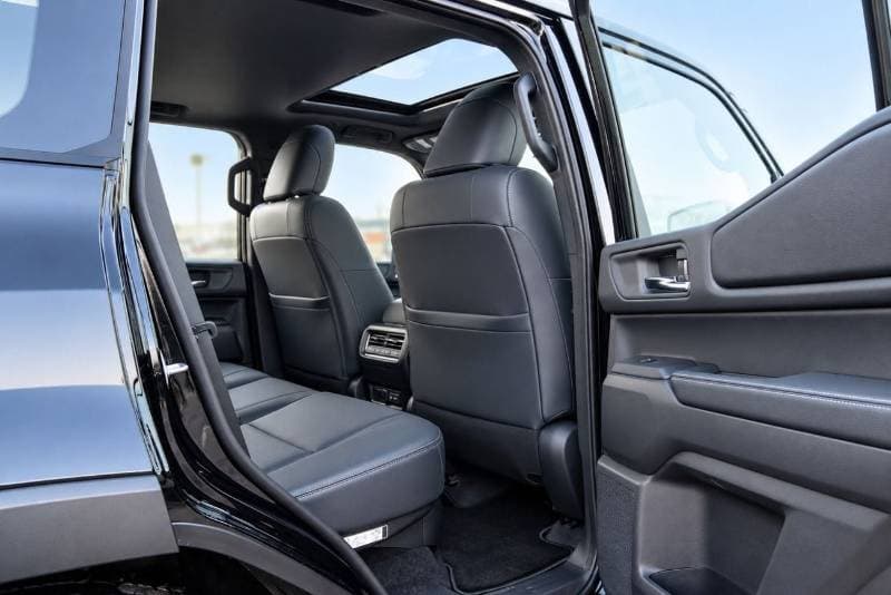 2027 Toyota Prado VXR thumbnail 5
