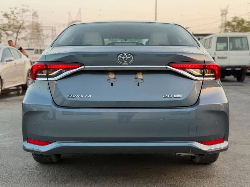 2025 Toyota Corolla XLI thumbnail 4