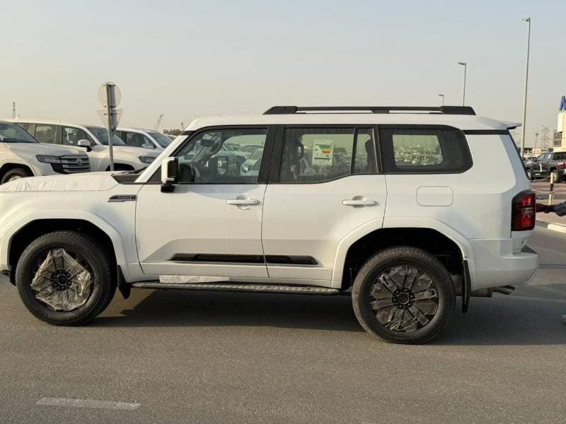 2026 Toyota Prado VXR thumbnail 6