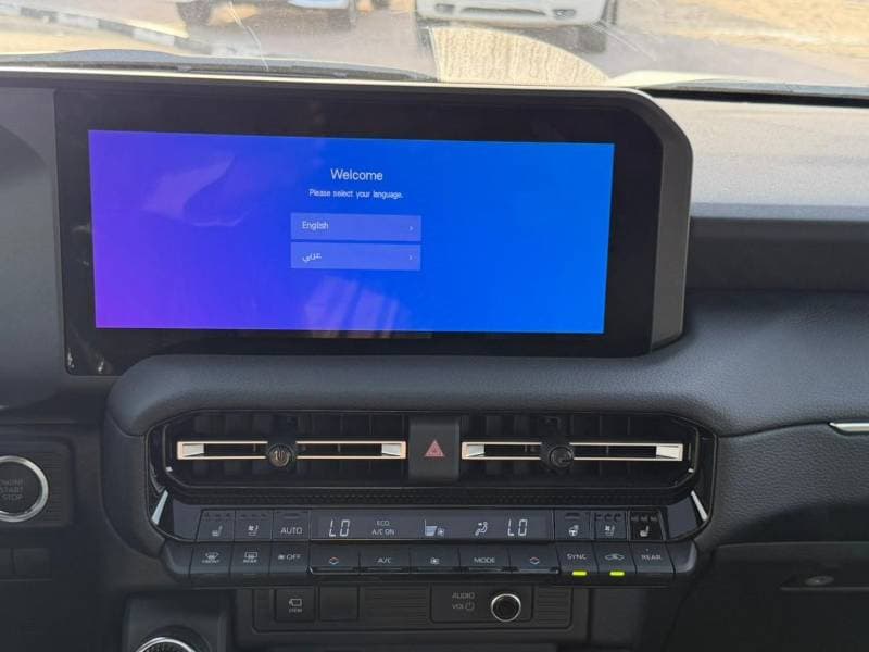 2026 Toyota Prado VXR thumbnail 8