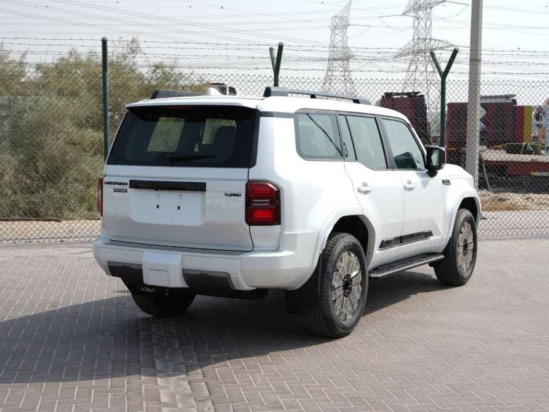 2026 Toyota Prado VXR thumbnail 6