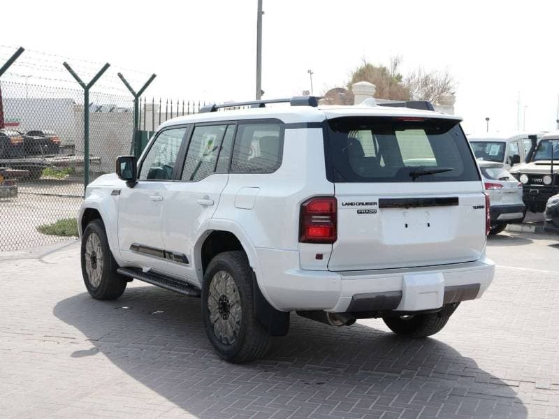 2026 Toyota Prado VXR thumbnail 2