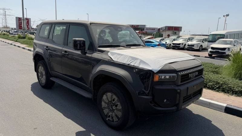 2026 Toyota Prado VXR thumbnail 2