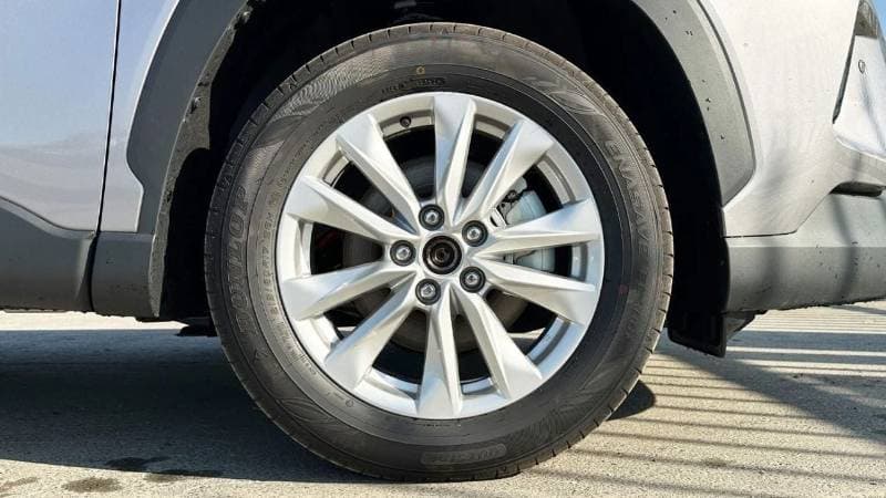 2026 Toyota Corolla Cross GLI thumbnail 6