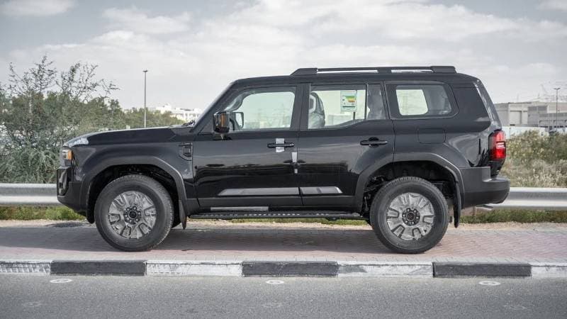 2026 Toyota Prado VXR thumbnail 2