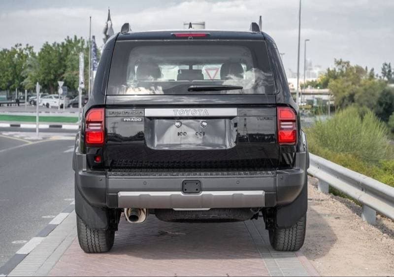 2026 Toyota Prado VXR thumbnail 5