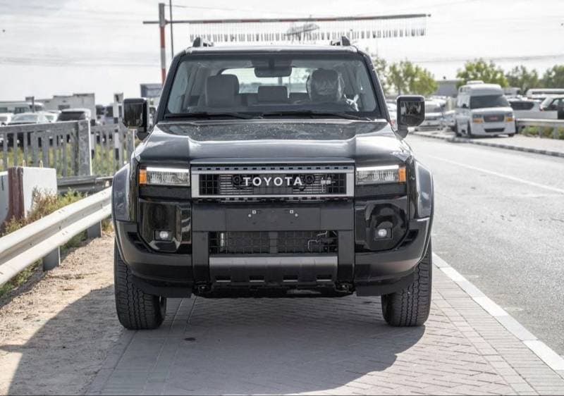 2026 Toyota Prado VXR thumbnail 3