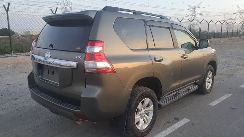 2016 Toyota Prado TX L thumbnail 4