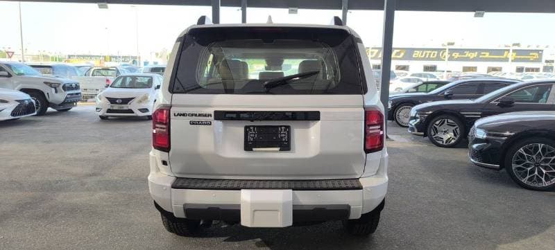 2026 Toyota Prado ADVENTURE thumbnail 6