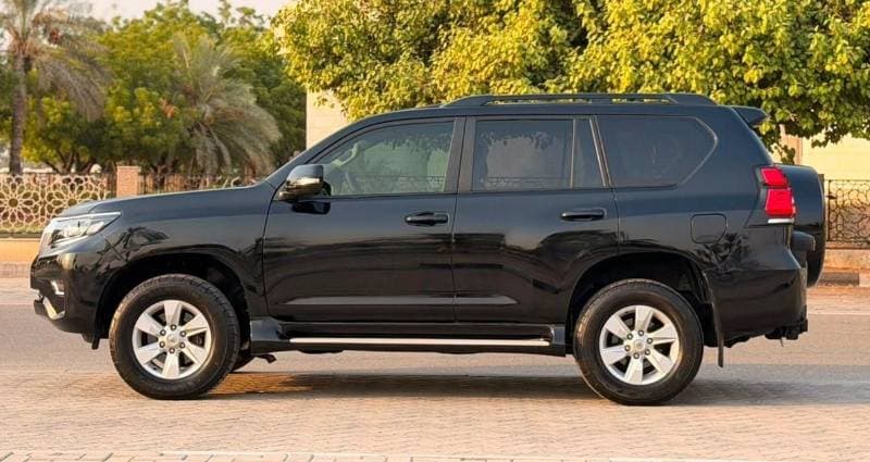 2022 Toyota Prado TX L thumbnail 7