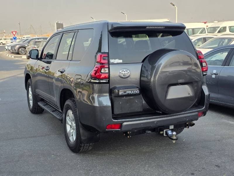 2019 Toyota Prado TX L thumbnail 5