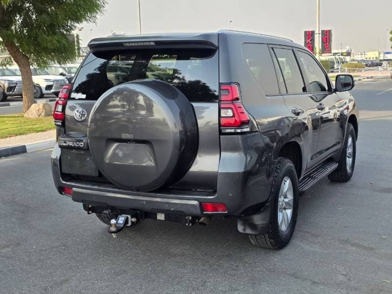 2019 Toyota Prado TX L thumbnail 4