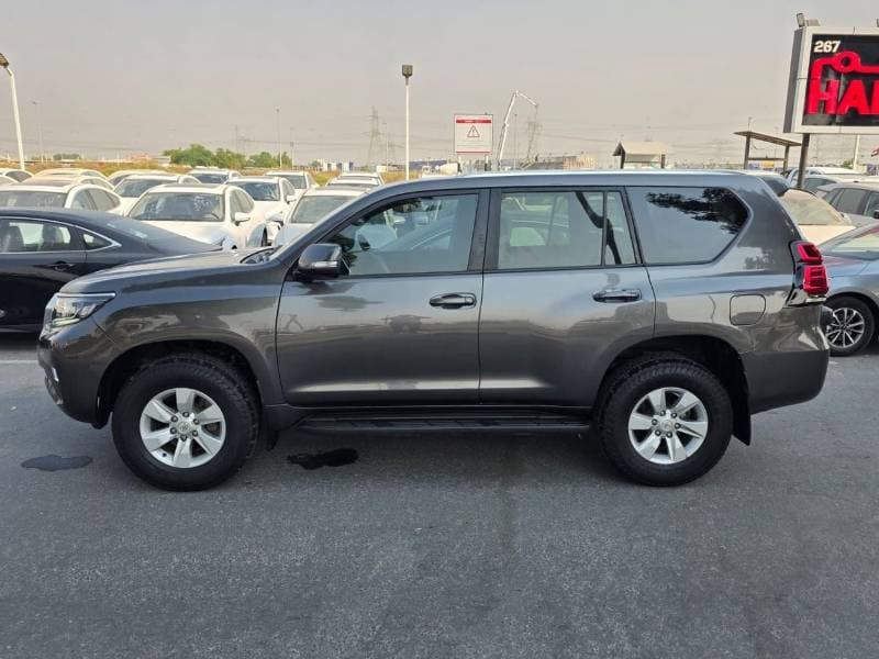 2019 Toyota Prado TX L thumbnail 8