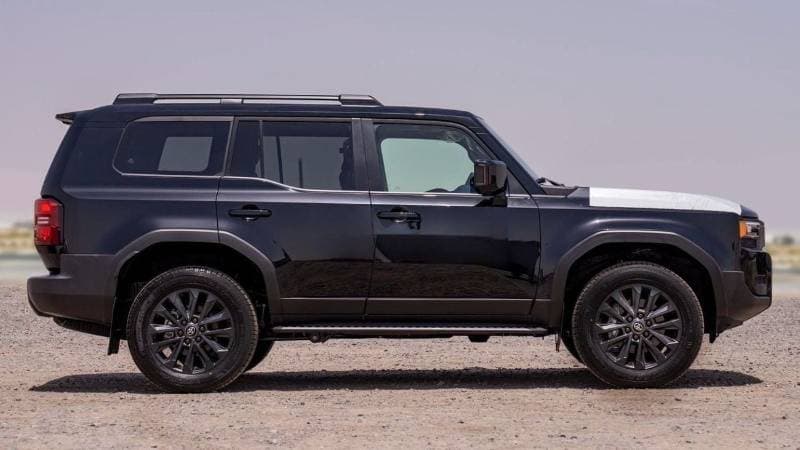 2025 Toyota Prado VXR thumbnail 7