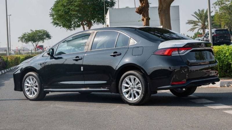 2024 Toyota Corolla XLI thumbnail 4
