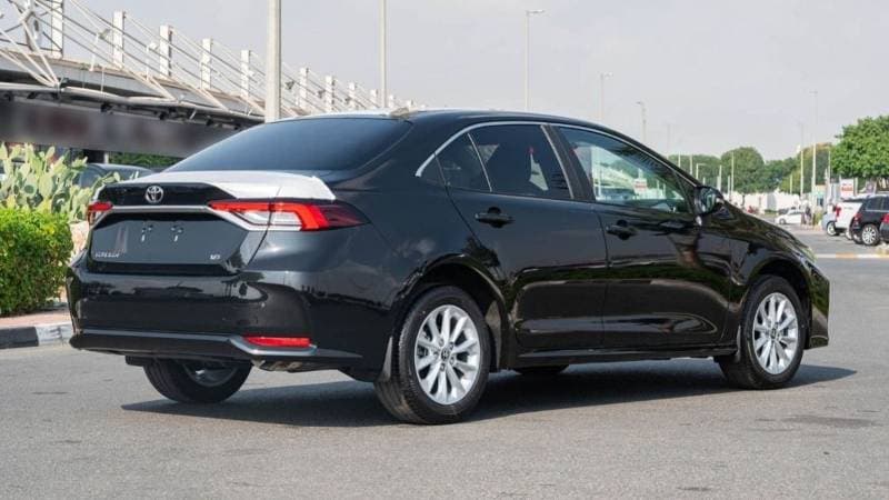 2024 Toyota Corolla XLI thumbnail 6