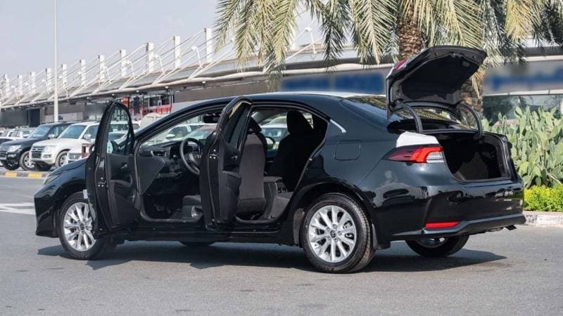 2024 Toyota Corolla XLI thumbnail 7