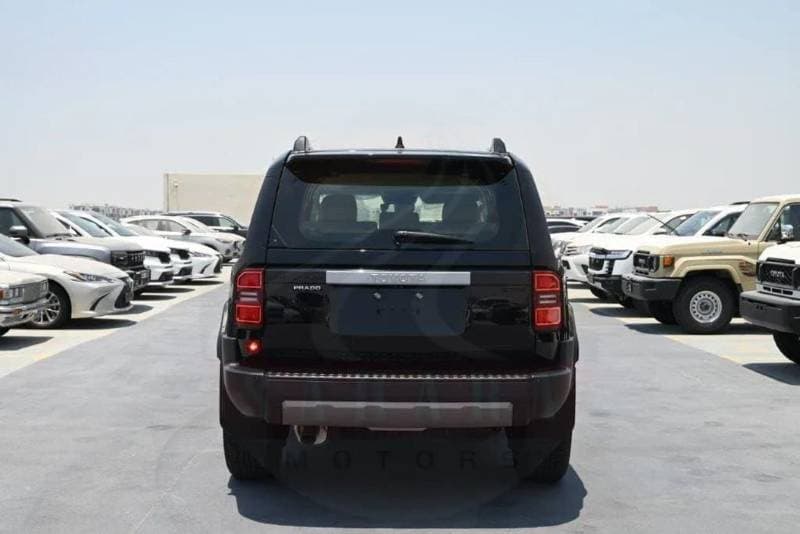 2025 Toyota Prado TXR thumbnail 5