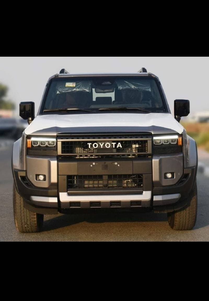 2025 Toyota Prado VXR thumbnail 4