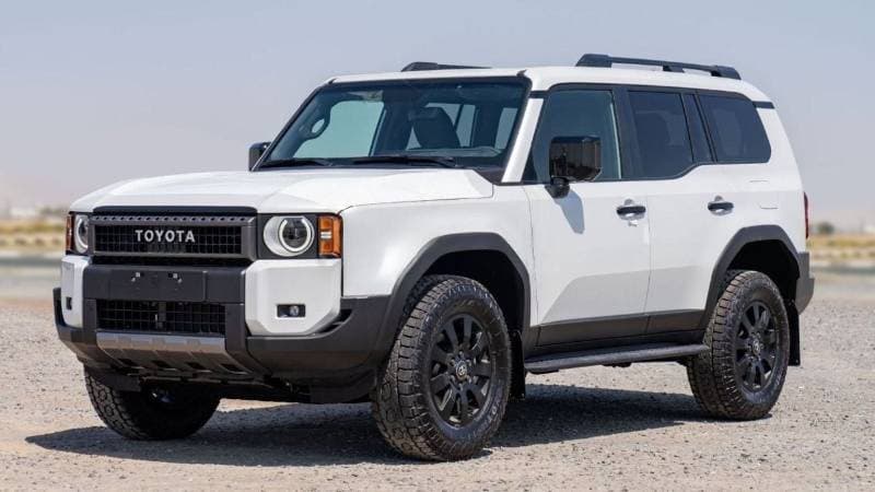 2025 Toyota Prado GXR thumbnail 3