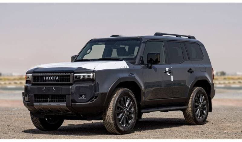 2026 Toyota Prado VXR thumbnail 3