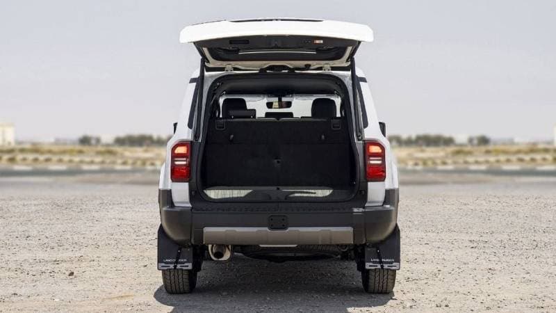 2024 Toyota Prado GXR thumbnail 8