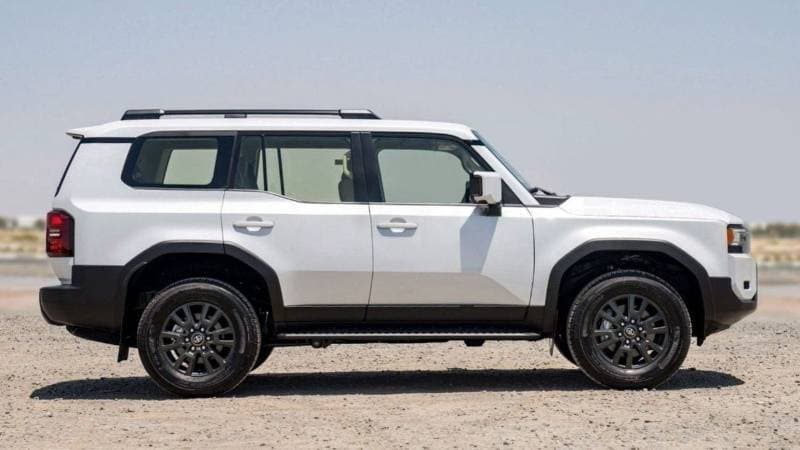 2025 Toyota Prado GXR thumbnail 6