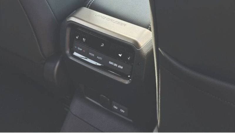 2025 Toyota Prado GXR thumbnail 4