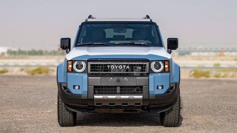 2025 Toyota Prado GXR thumbnail 2
