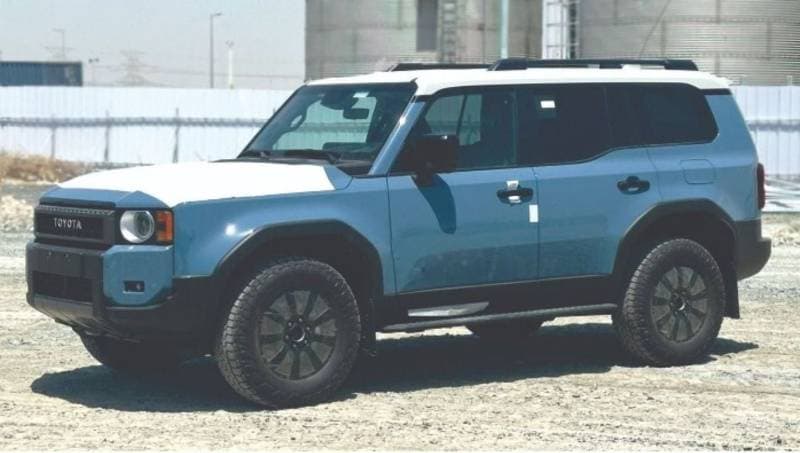 2025 Toyota Prado ADVENTURE thumbnail 3