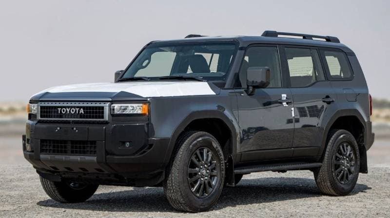 2025 Toyota Prado GXR thumbnail 3