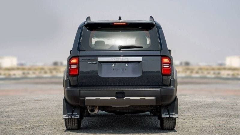 2025 Toyota Prado GXR thumbnail 7