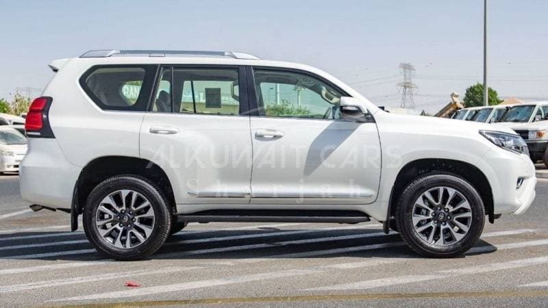 2023 Toyota Prado VX thumbnail 4