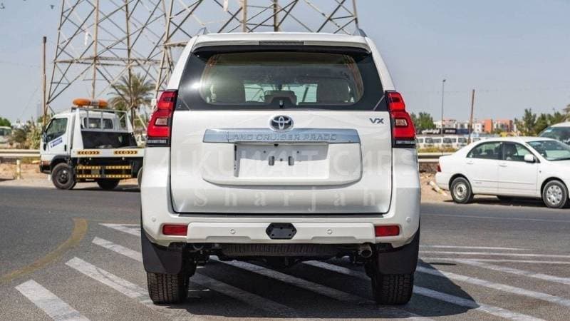 2023 Toyota Prado VX thumbnail 7