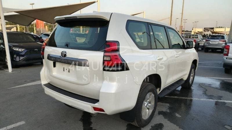 2023 Toyota Prado GXR thumbnail 3