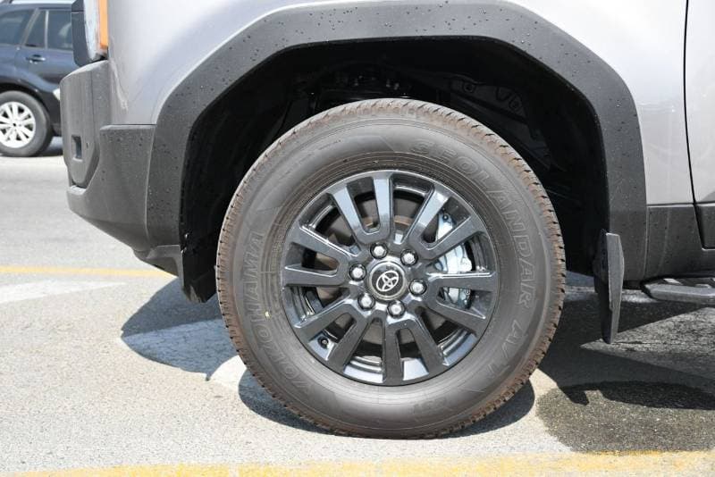 2024 Toyota Prado TXL 2 DSL thumbnail 8