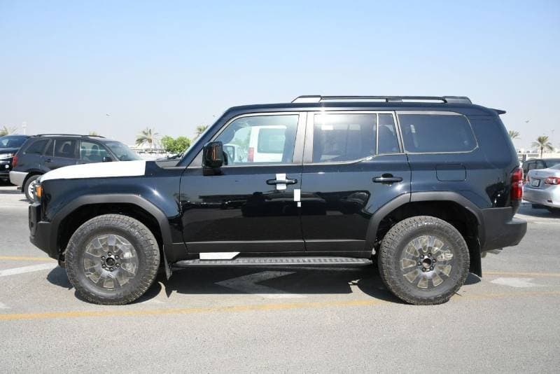 2025 Toyota Prado ADVENTURE thumbnail 3