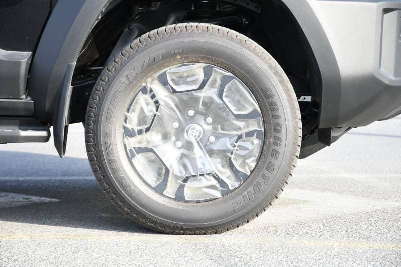 2027 Toyota Prado thumbnail 6