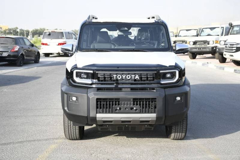 2027 Toyota Prado thumbnail 2