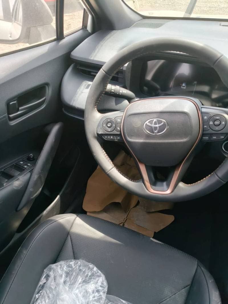2026 Toyota Corolla Cross Elite 2.0L thumbnail 8