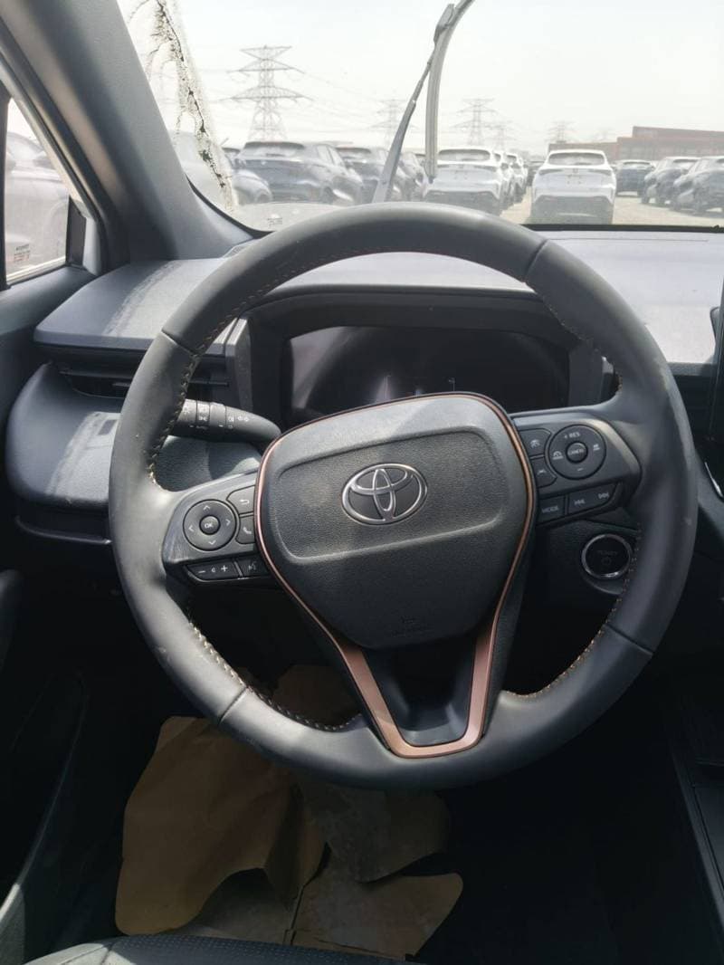 2026 Toyota Corolla Cross Elite 2.0L thumbnail 7