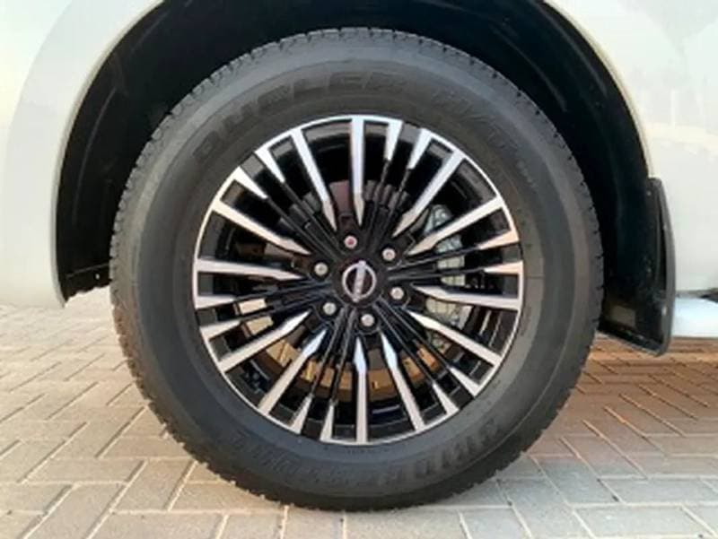 2024 Nissan Patrol LE PLATINUM CITY thumbnail 7