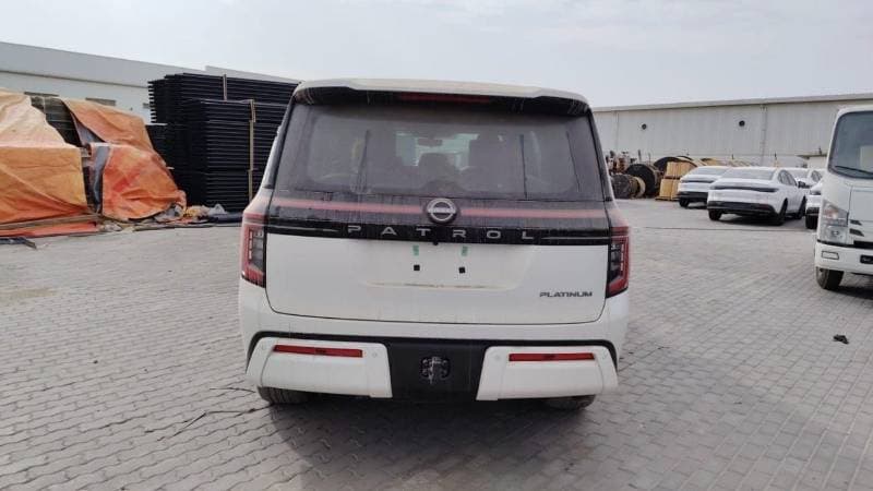 2026 Nissan Patrol LE PLATINUM CITY thumbnail 7