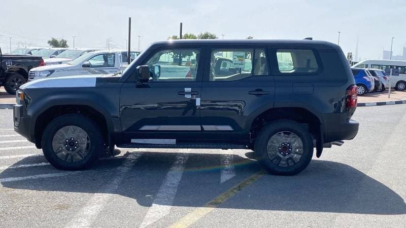 2026 Toyota Prado GXR thumbnail 3