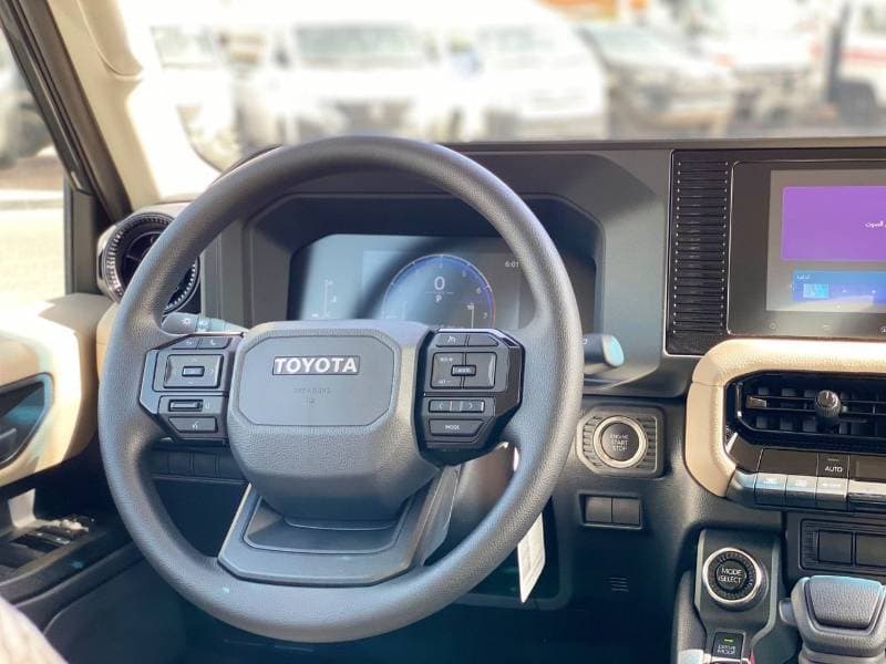 2026 Toyota Prado GXR thumbnail 5